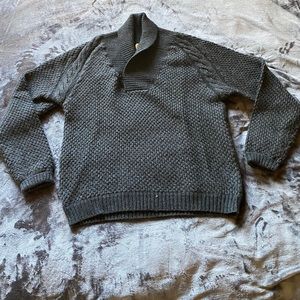 Men’s charcoal Trevero wool sweater, Size L